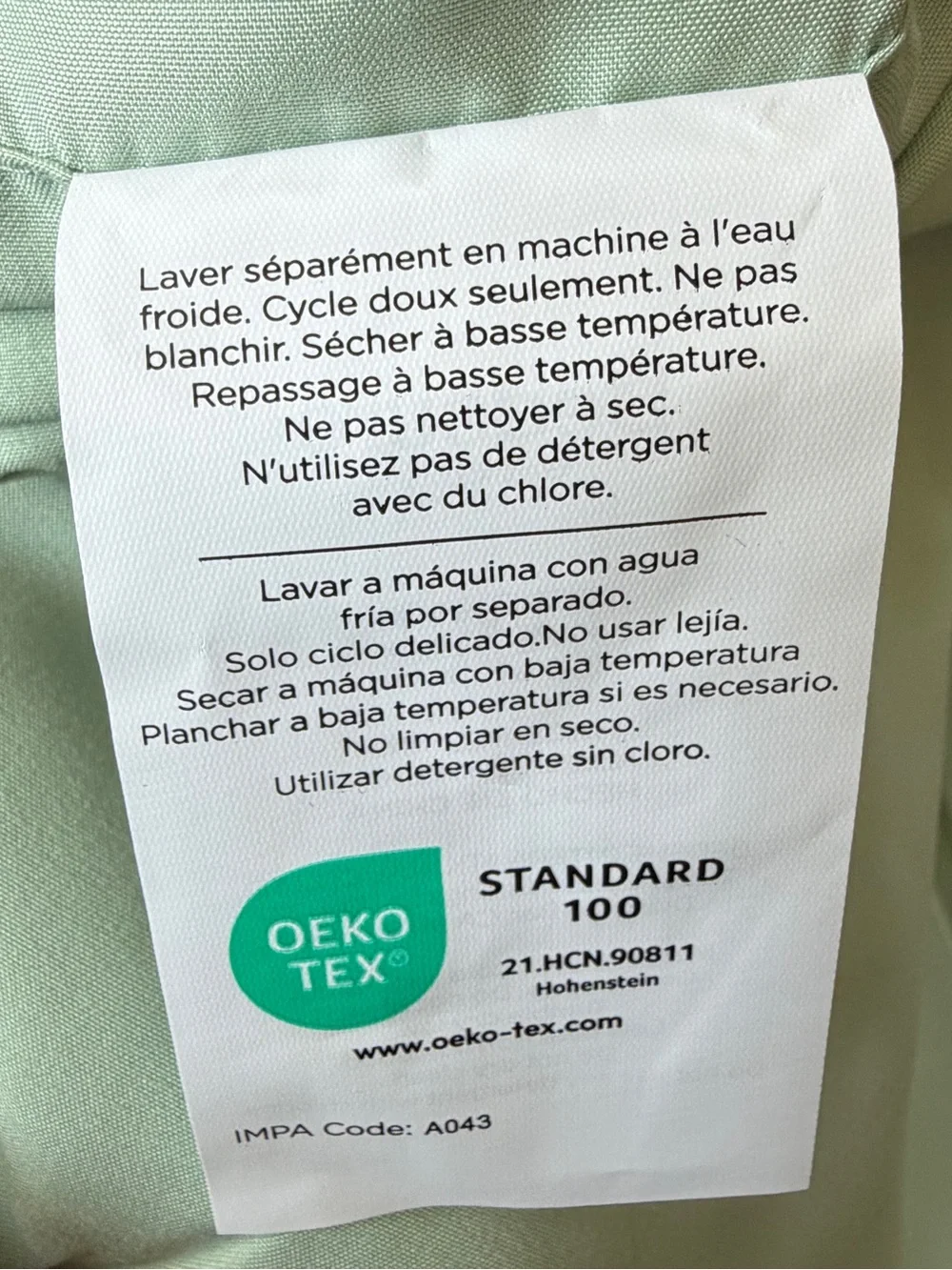 Full Sheet Set in Light Sage Green by Bedsure
